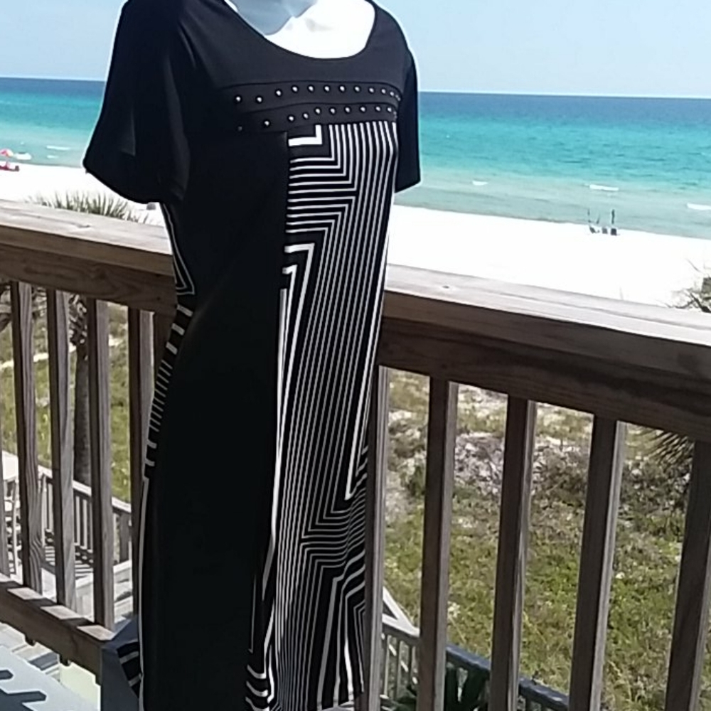 CALVIN KLEIN SIZE M DRESS